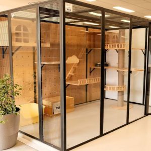 cat hotel cage
