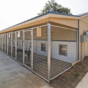 dog kennels (1)